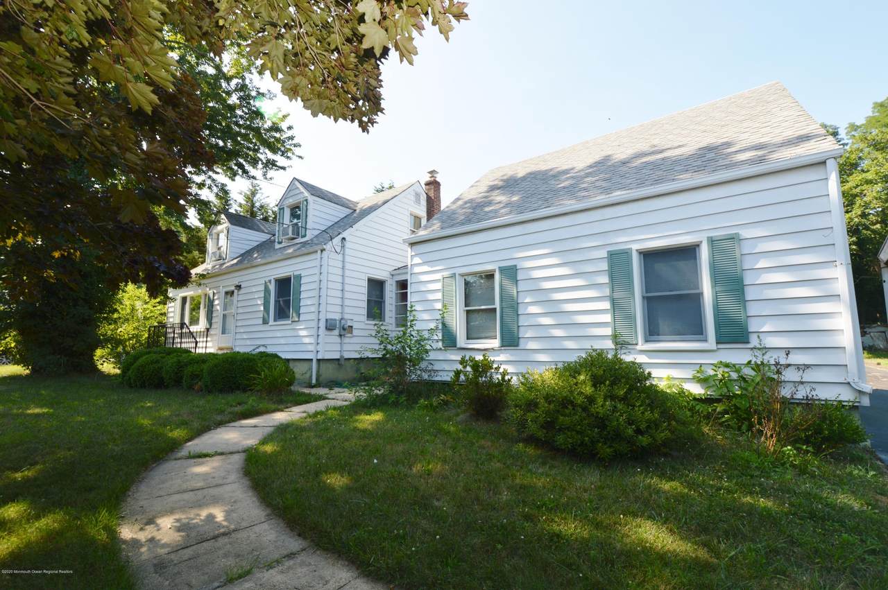 88 Oak Hill Road - Photo 1
