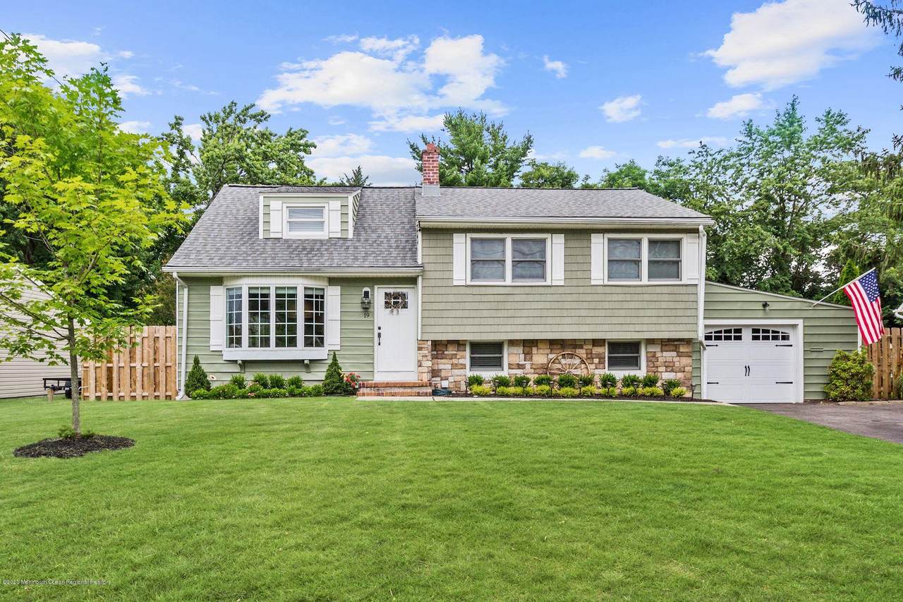 19 Locust Terrace - Photo 1