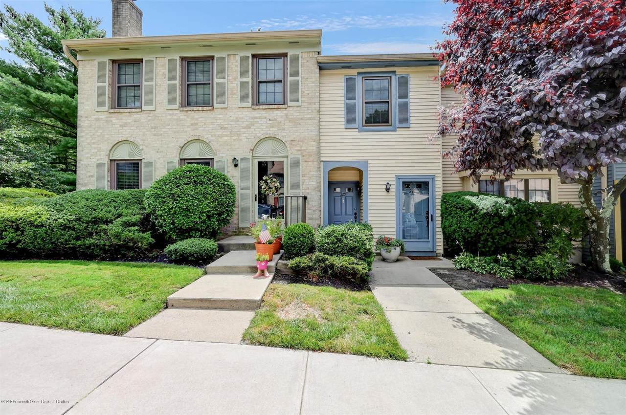 210 Haverford Court - Photo 1