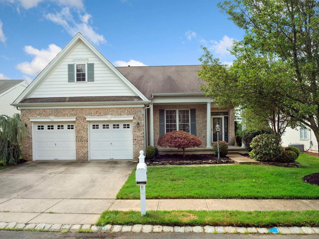 15 Winged Foot Road - Photo 1