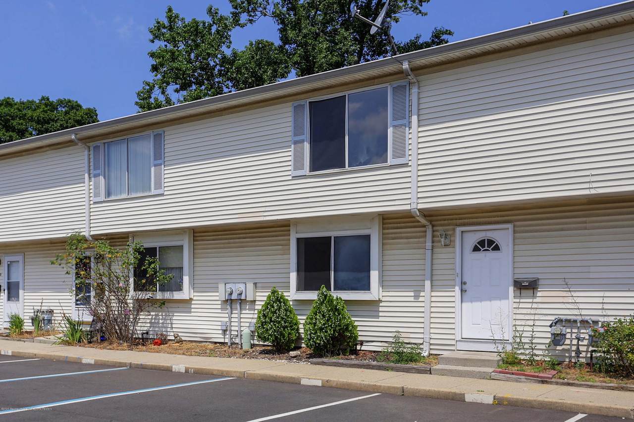 75 Carr Avenue - Photo 1