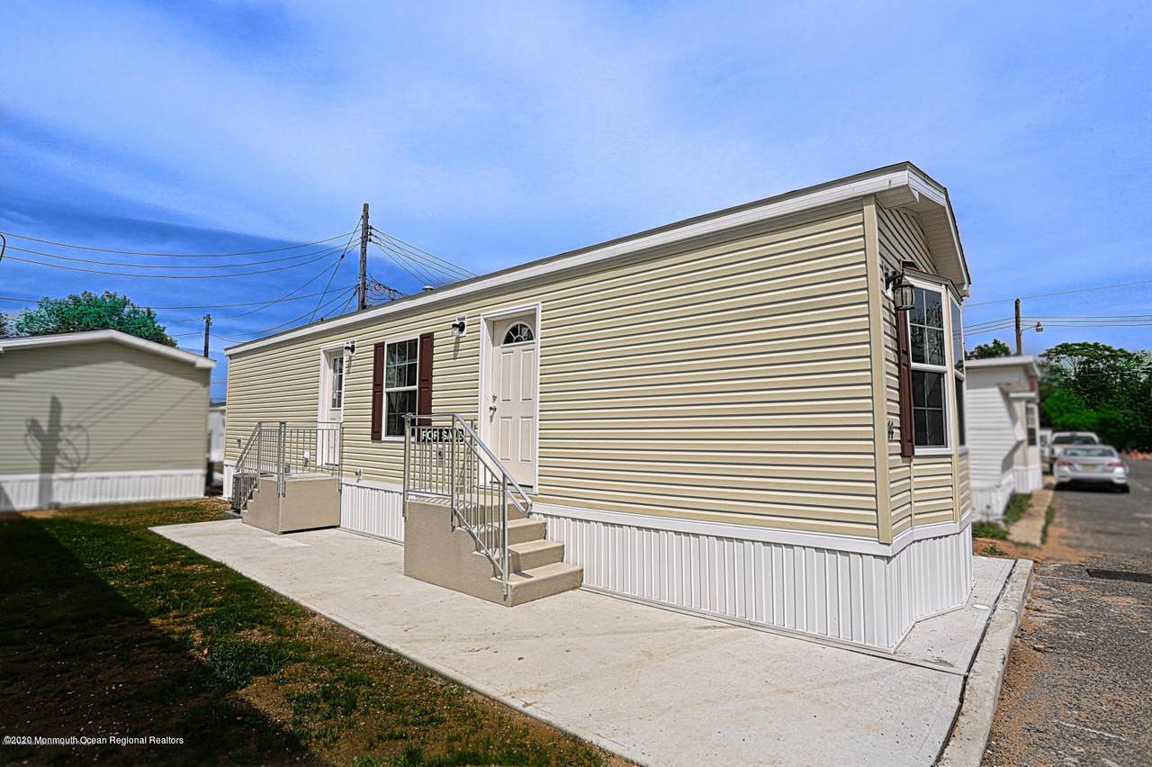 38 Monique Circle - Photo 1