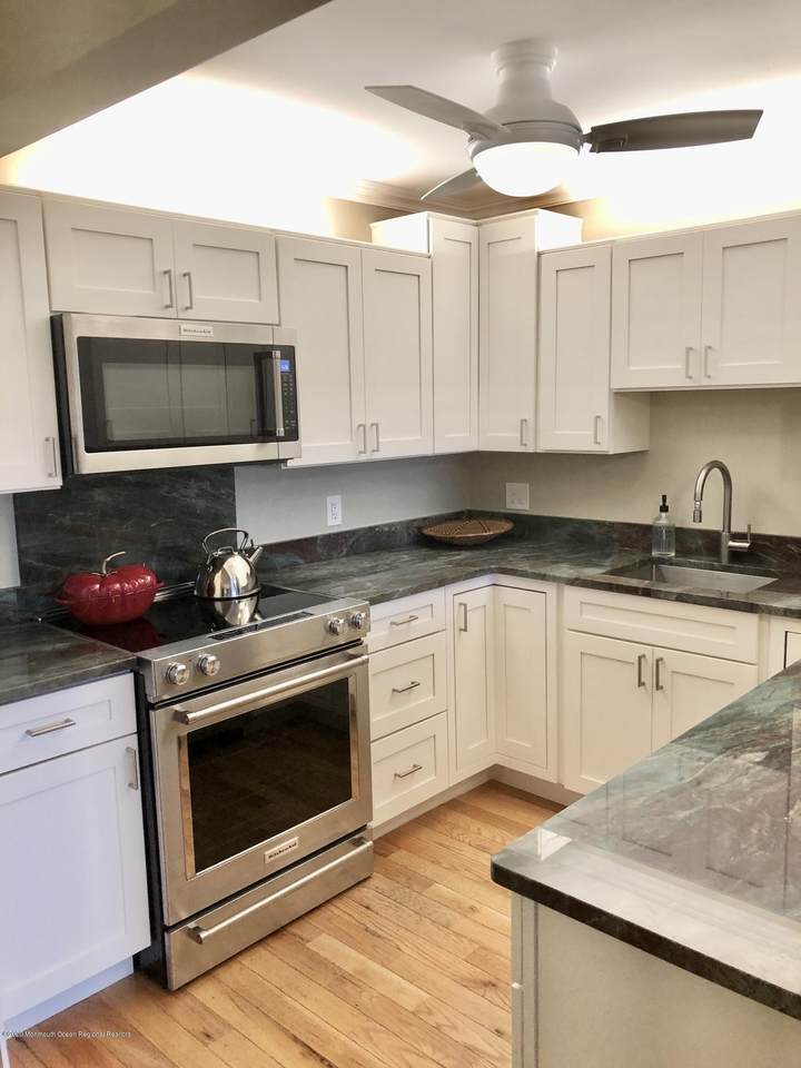 330 Shore Drive - Photo 1