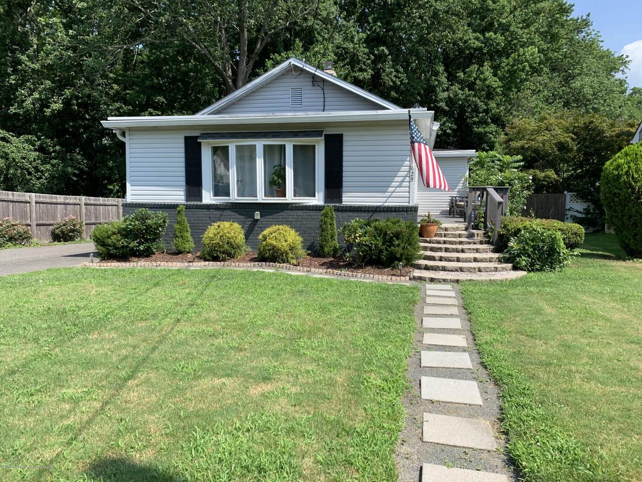 25 Corlies Avenue - Photo 1