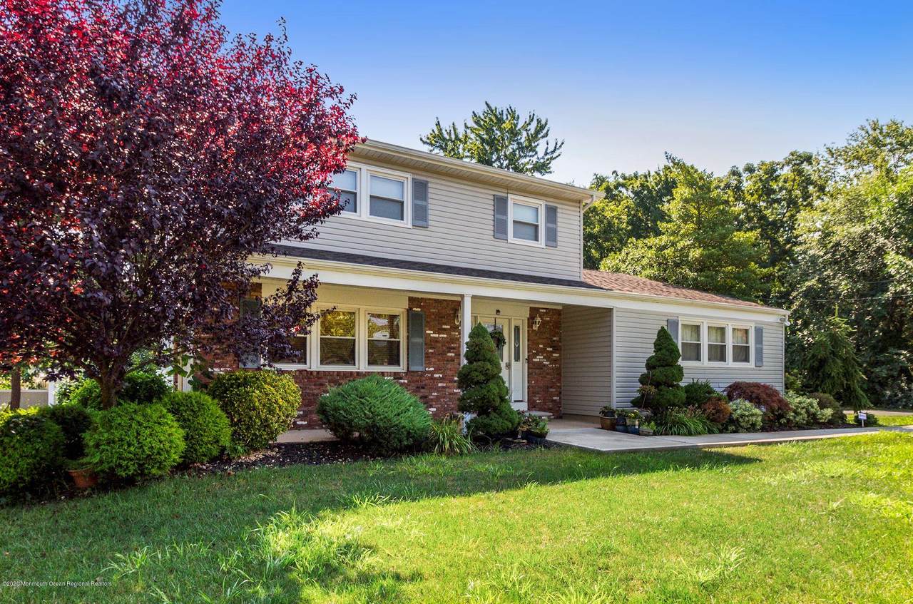 741 Vaughn Avenue - Photo 1