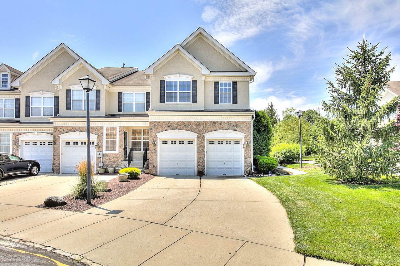 99 Brookfield Drive - Photo 1