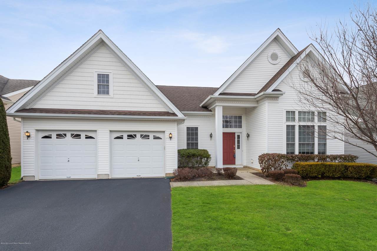 20 Tamarack Road - Photo 1