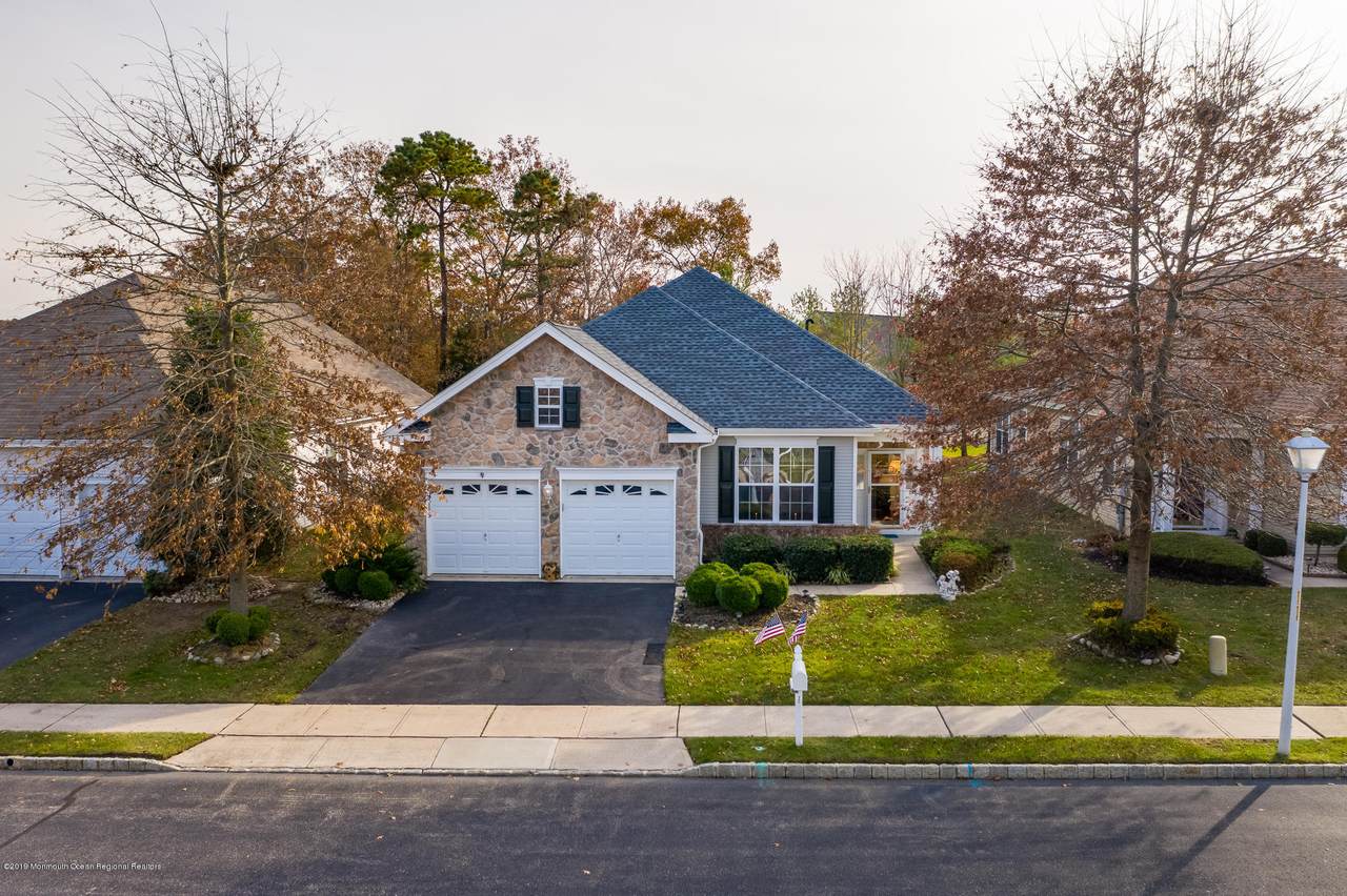 22 Bridgewaters Pass - Photo 1
