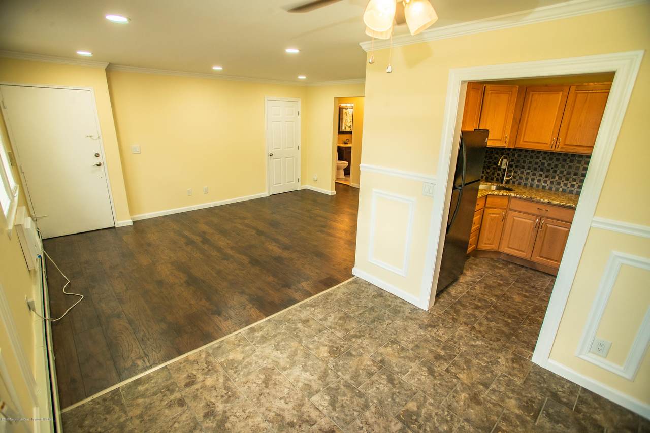 440 Cross Road - Photo 1