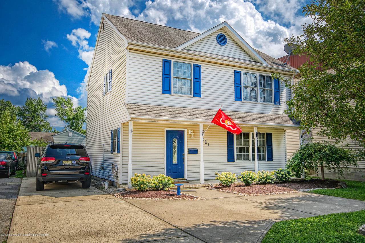 211 Lower Main Street - Photo 1