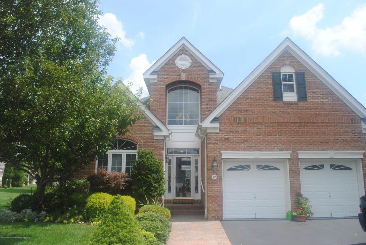 12 Weymouth Court - Photo 1