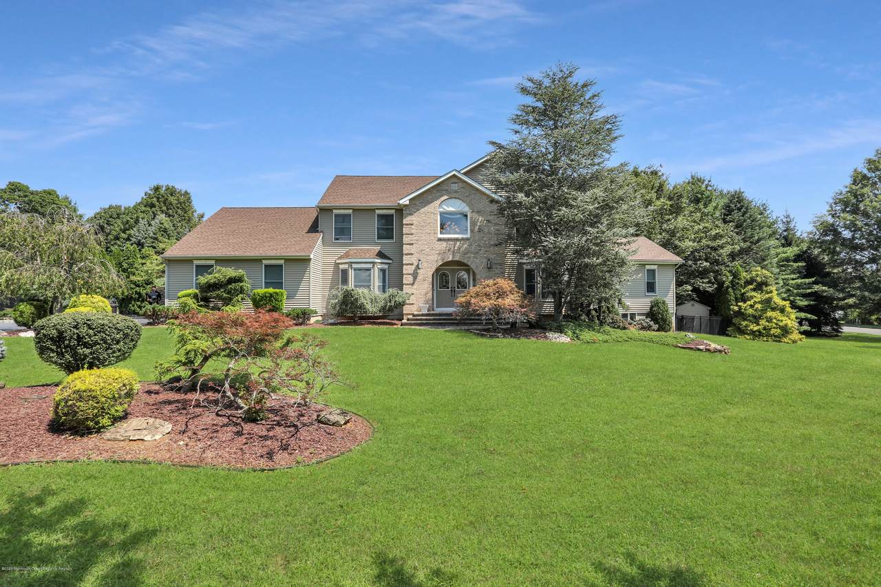 2 Astor Drive - Photo 1