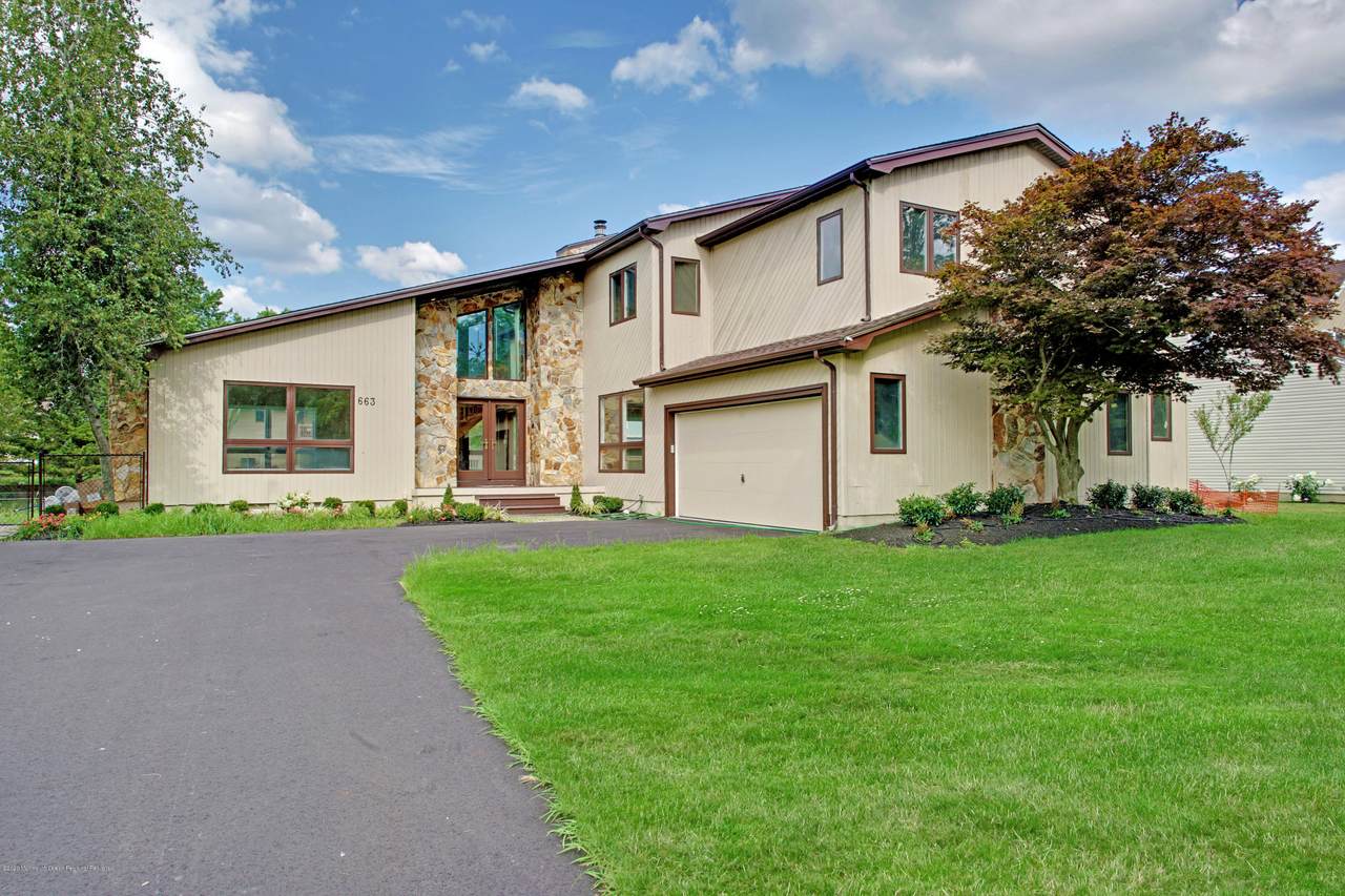 663 Mccormick Drive - Photo 1