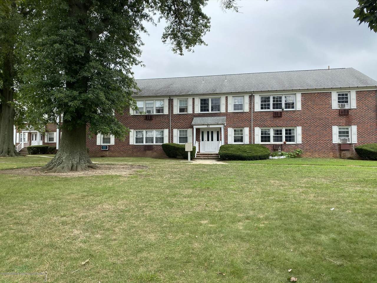 52 Stonehurst Boulevard - Photo 1