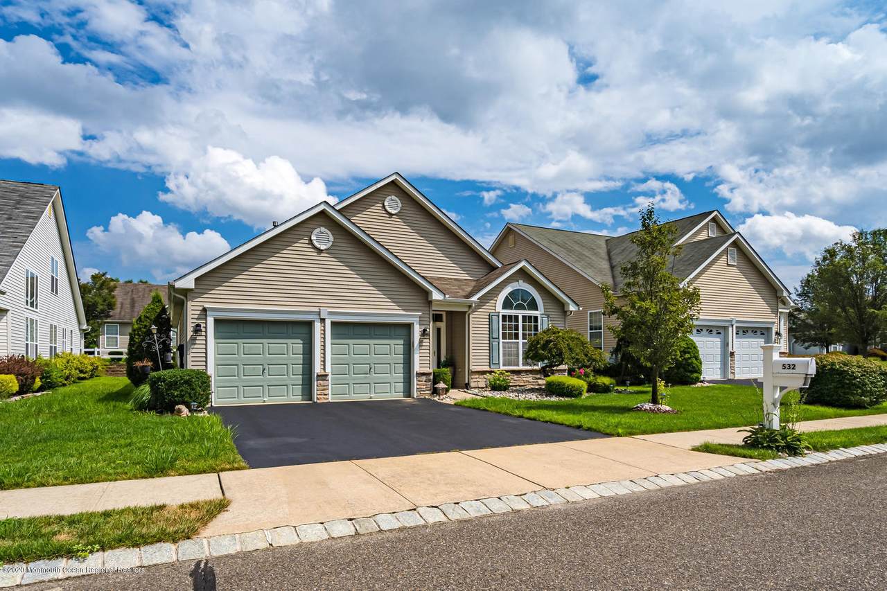 532 Bennington Lane - Photo 1