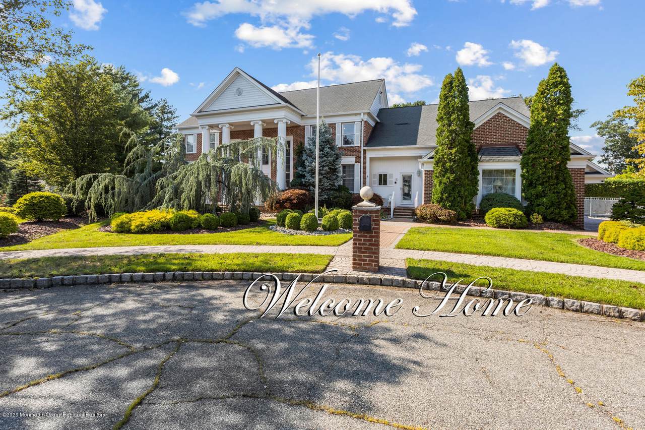 11 Locklin Court - Photo 1