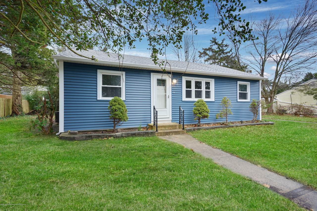 69 Illinois Avenue - Photo 1
