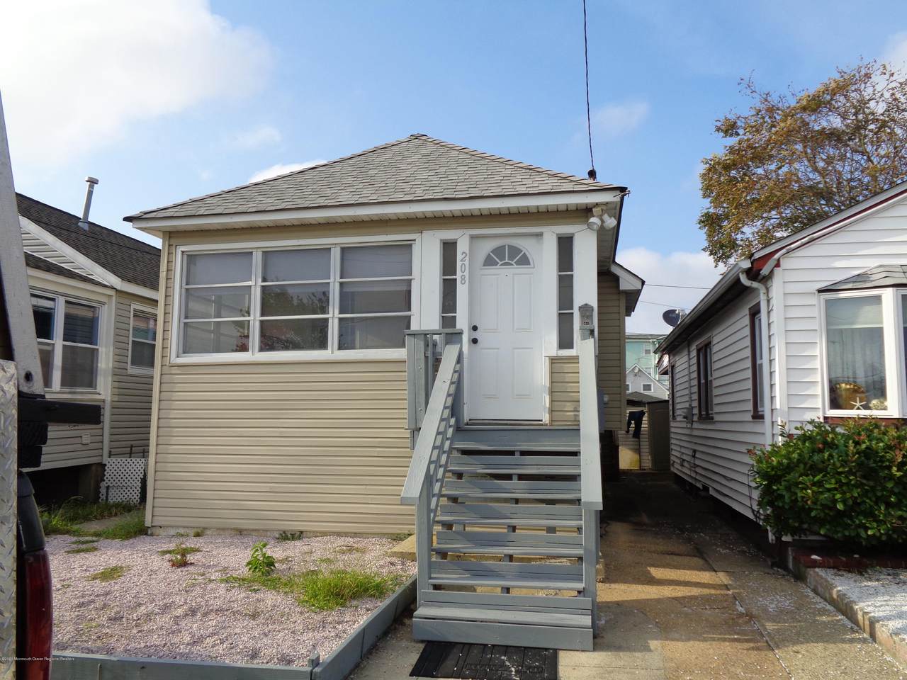 208 Porter Avenue - Photo 1