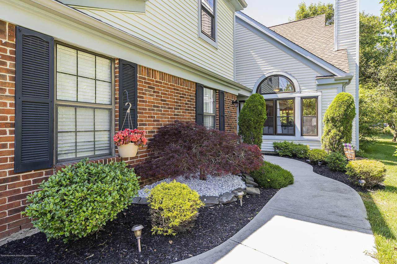 29 Gimbel Place - Photo 1