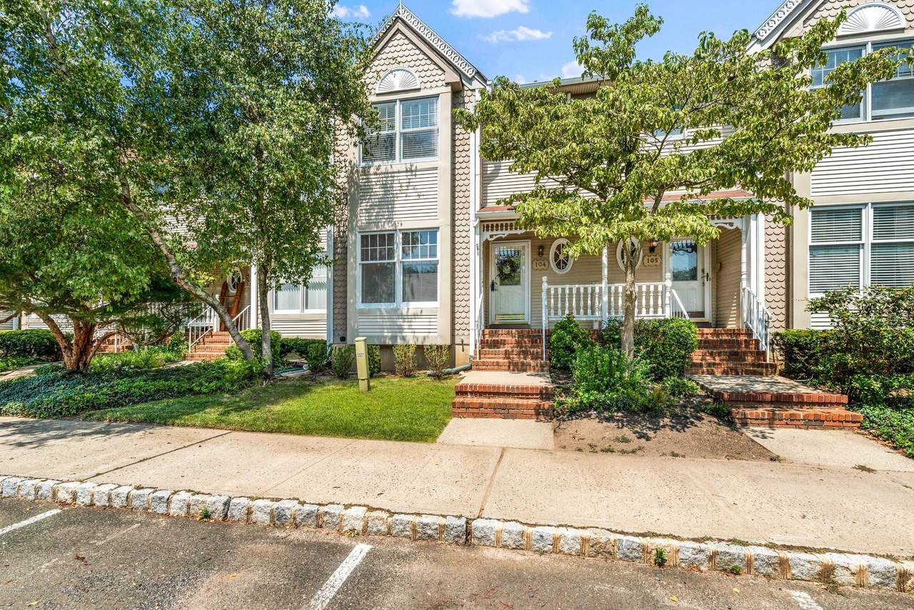 104 Northampton Drive - Photo 1