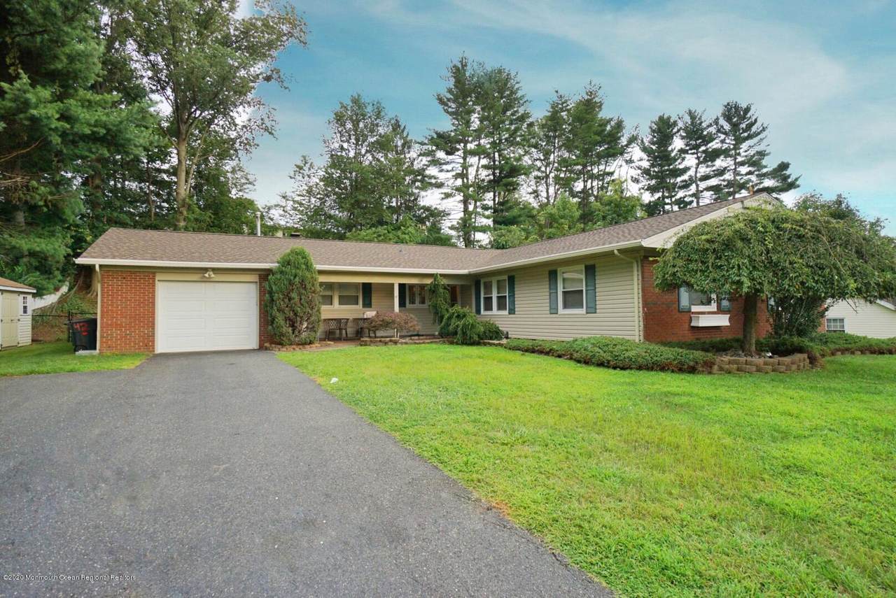 42 Smallwood Lane - Photo 1