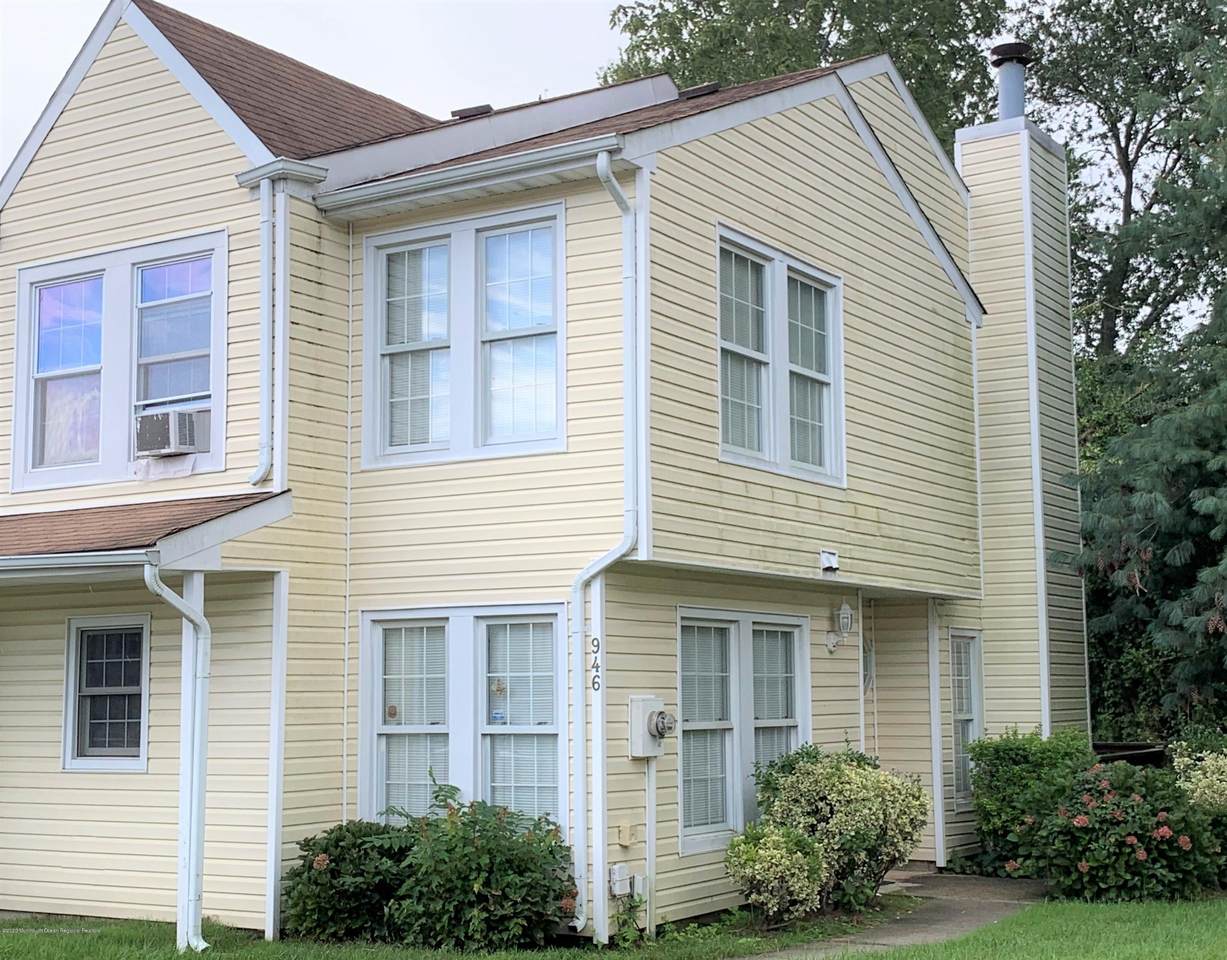 946 Jessica Court - Photo 1