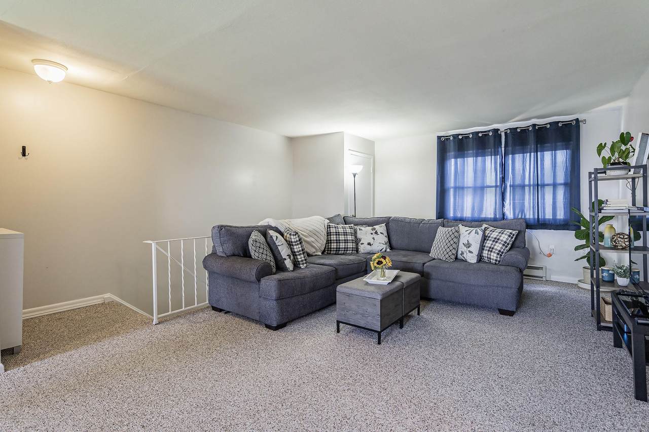 76 White Street - Photo 1