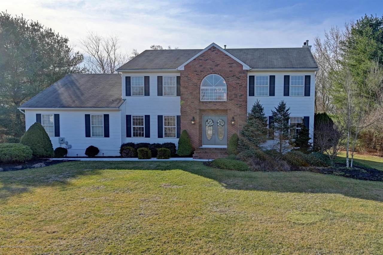 10 Desai Court - Photo 1
