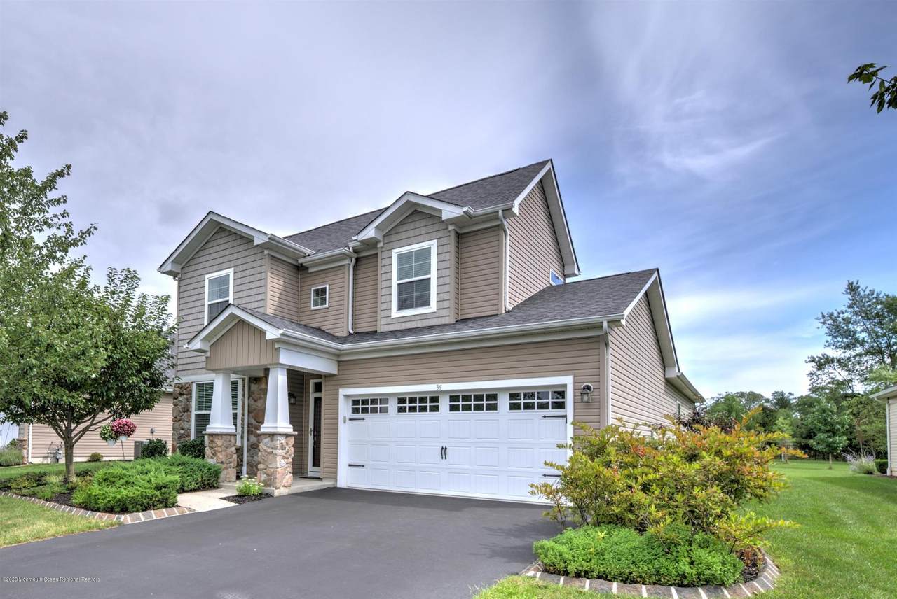 35 Bosworth Boulevard - Photo 1