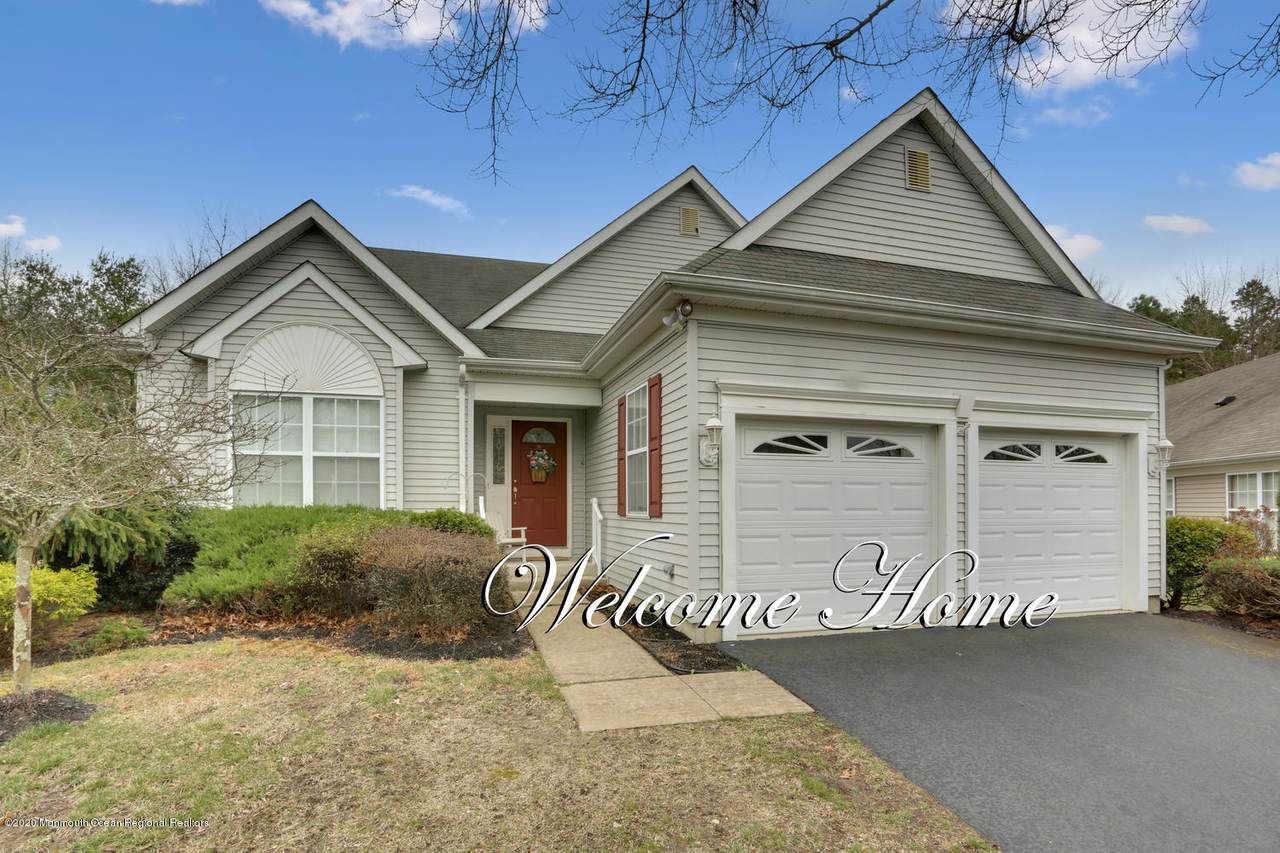 72 Foxwood Road - Photo 1