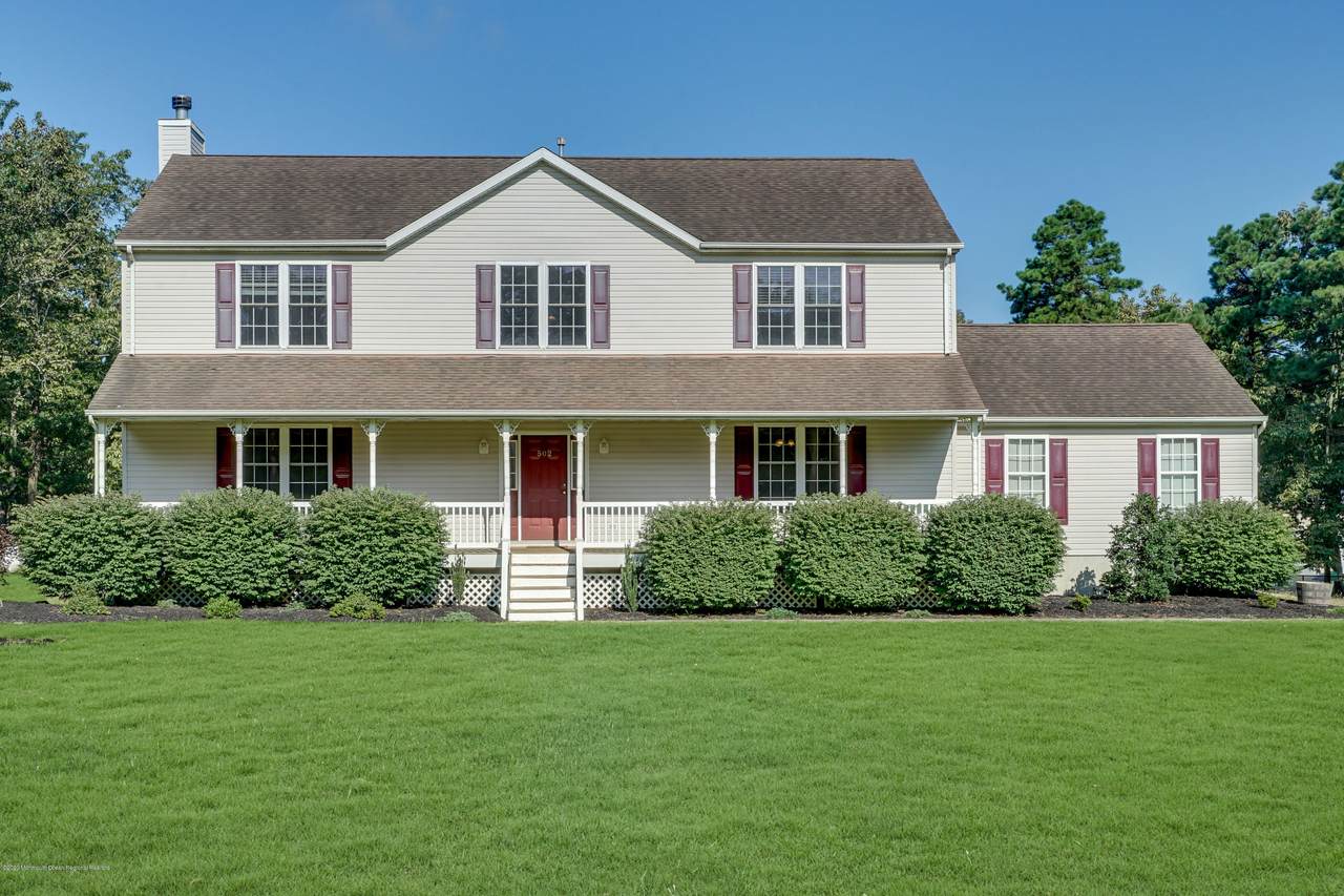 502 Whitecomb Avenue - Photo 1