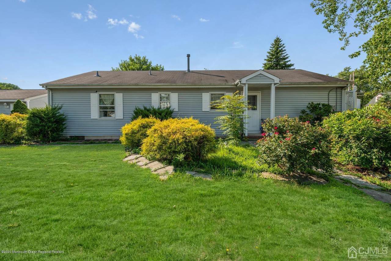 24 New Brunswick Avenue - Photo 1