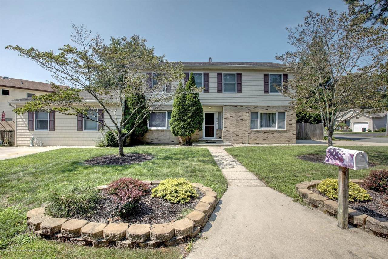 1203 Spruce Street - Photo 1