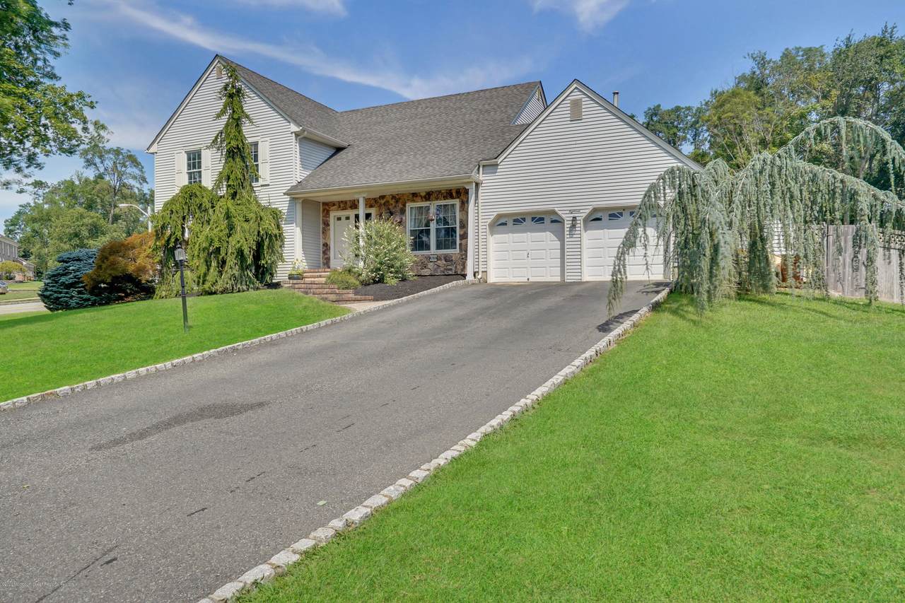 18 Justin Court - Photo 1