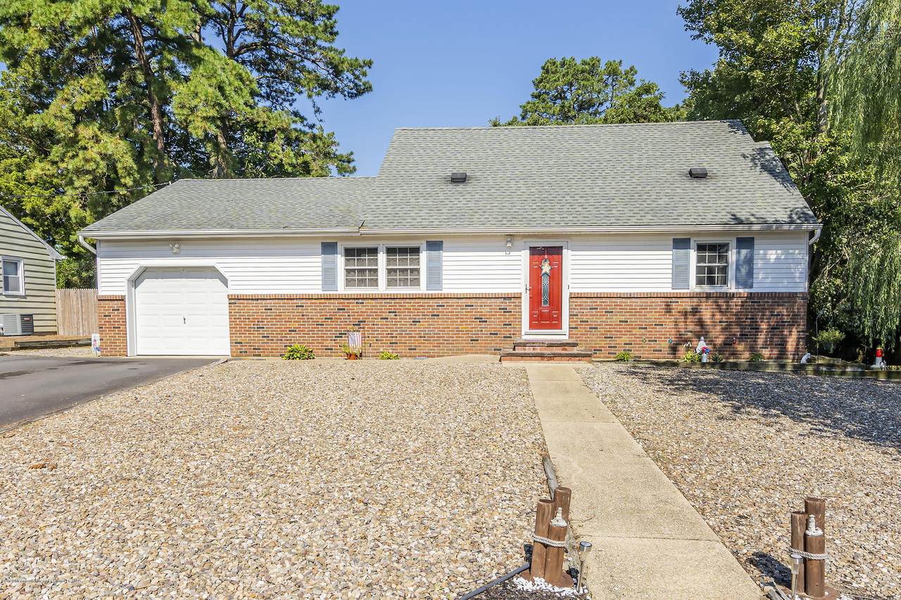 34 Heather Road - Photo 1
