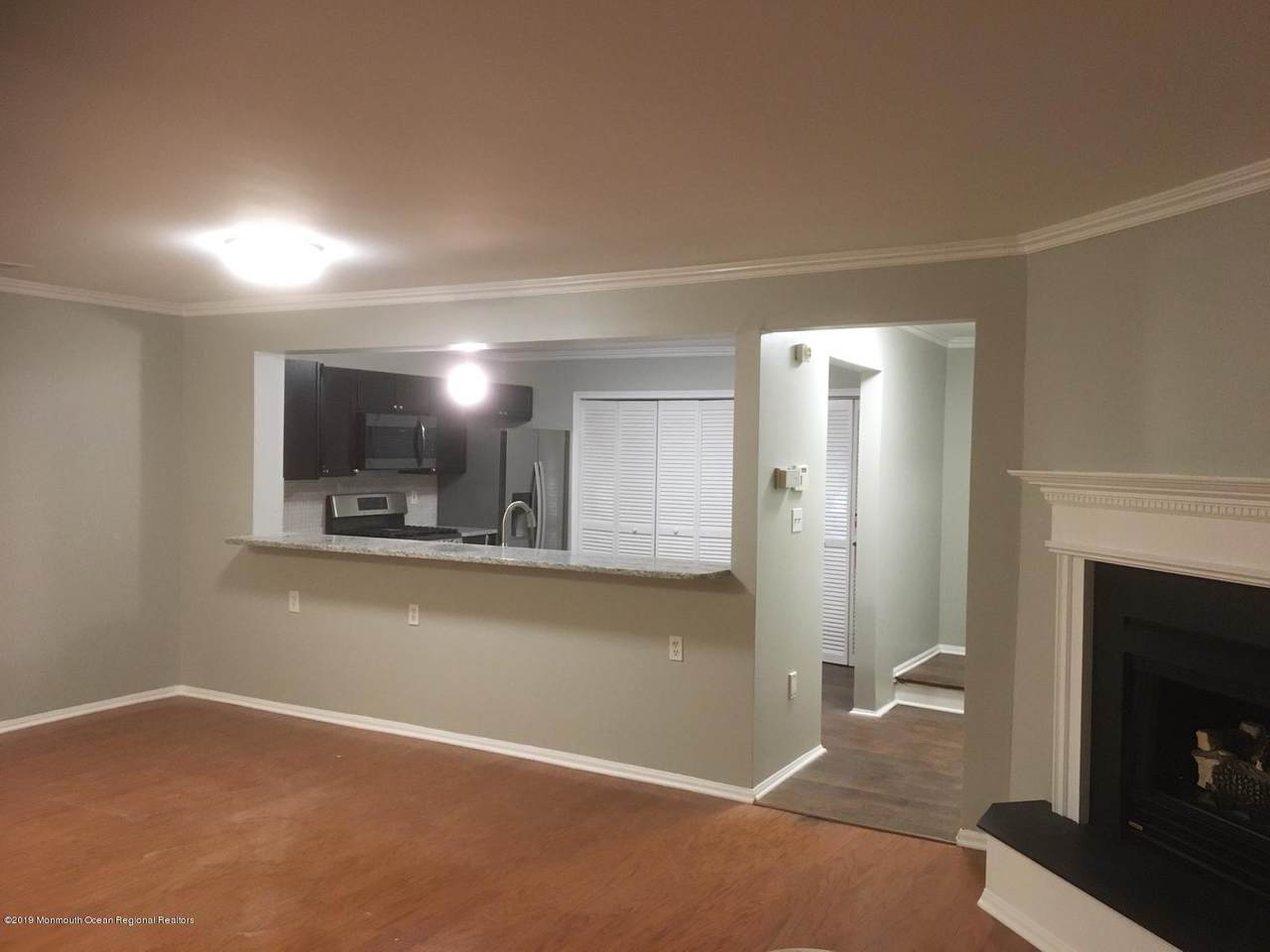 62 Dover Court - Photo 1