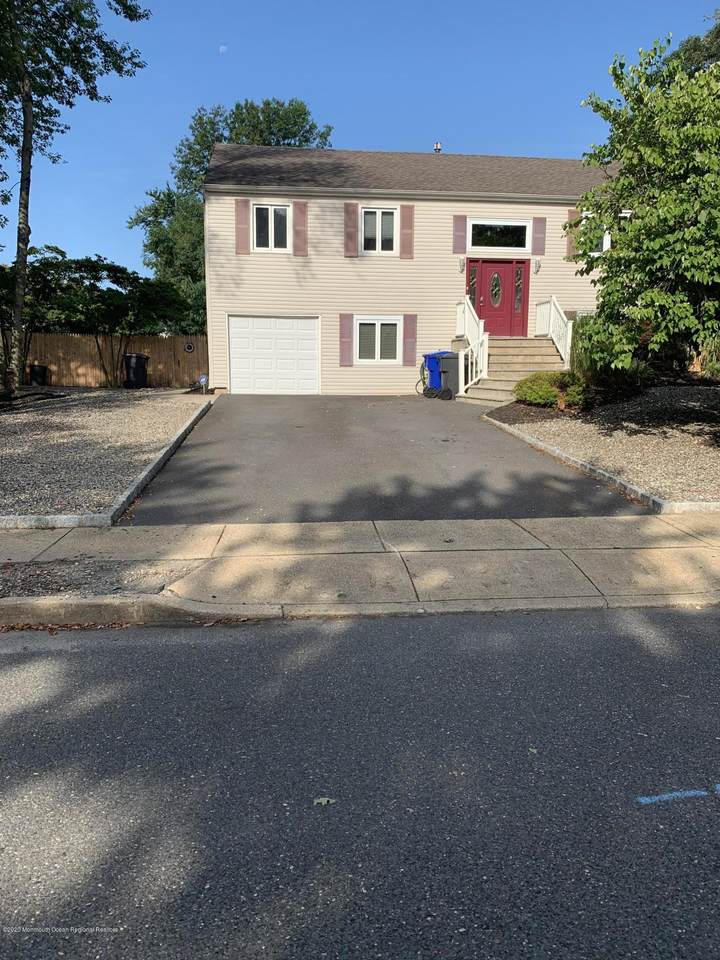 904 Tudor Drive - Photo 1