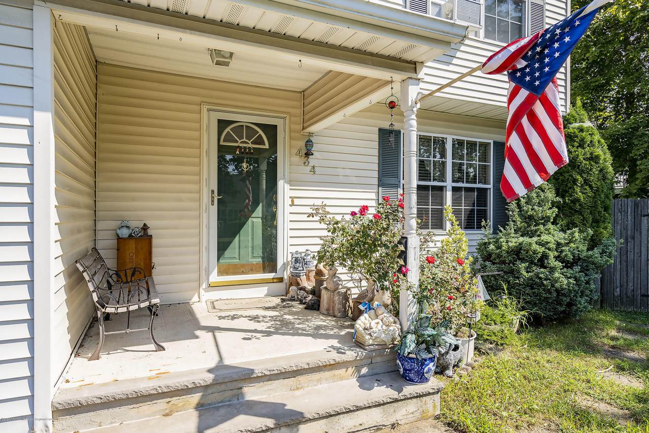434 Austin Avenue - Photo 1