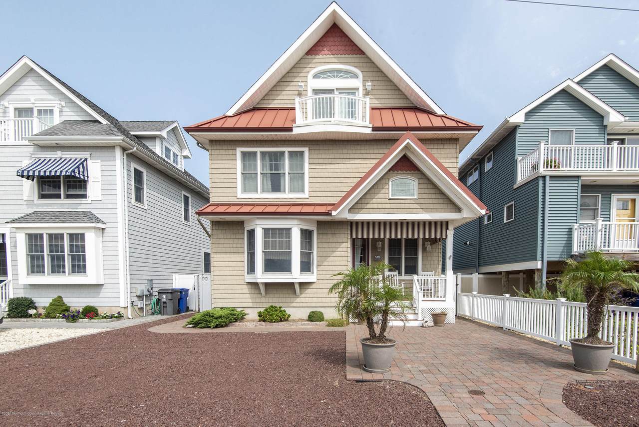 106 2nd Avenue - Photo 1