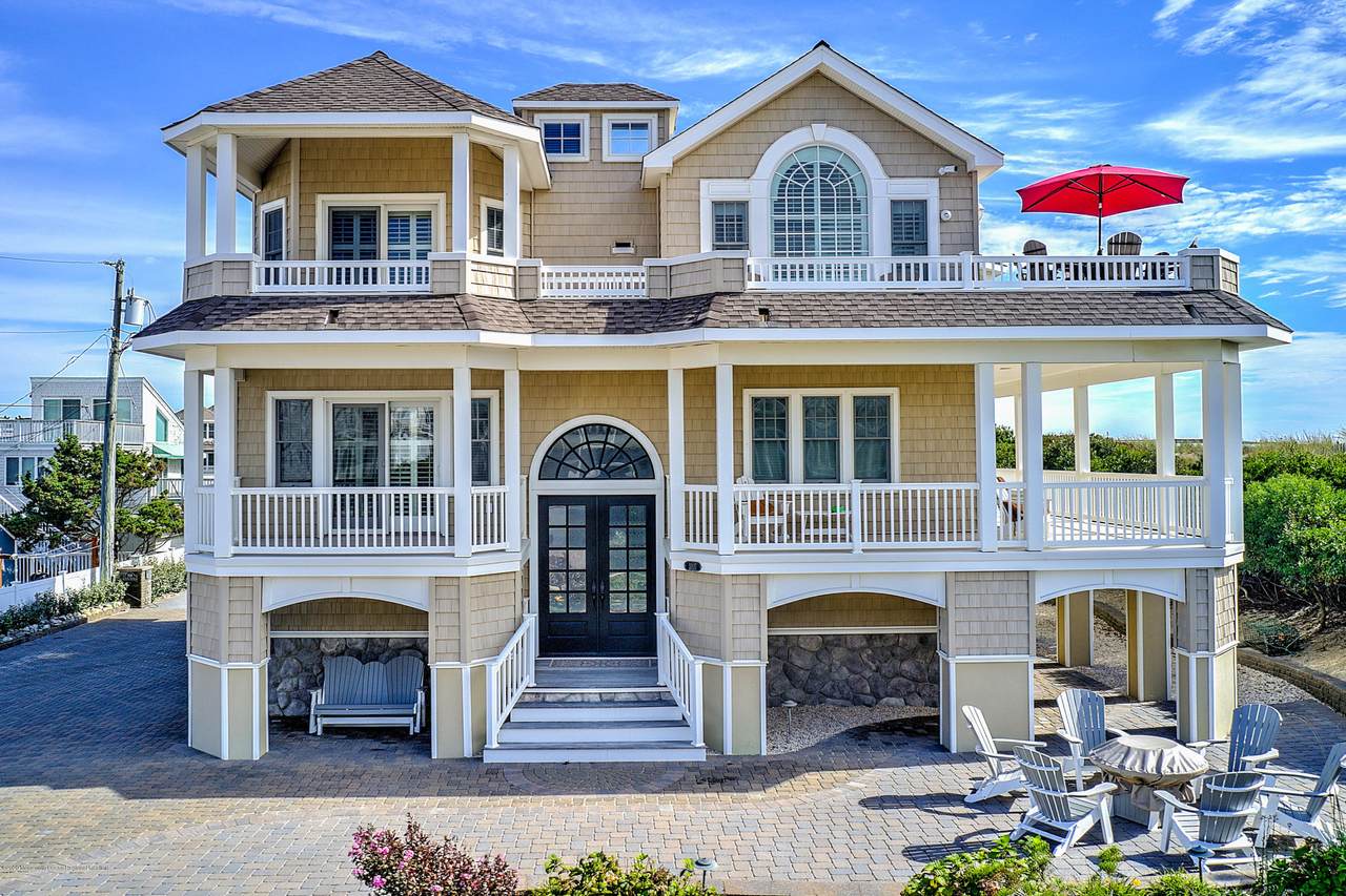 1105 Ocean Avenue - Photo 1