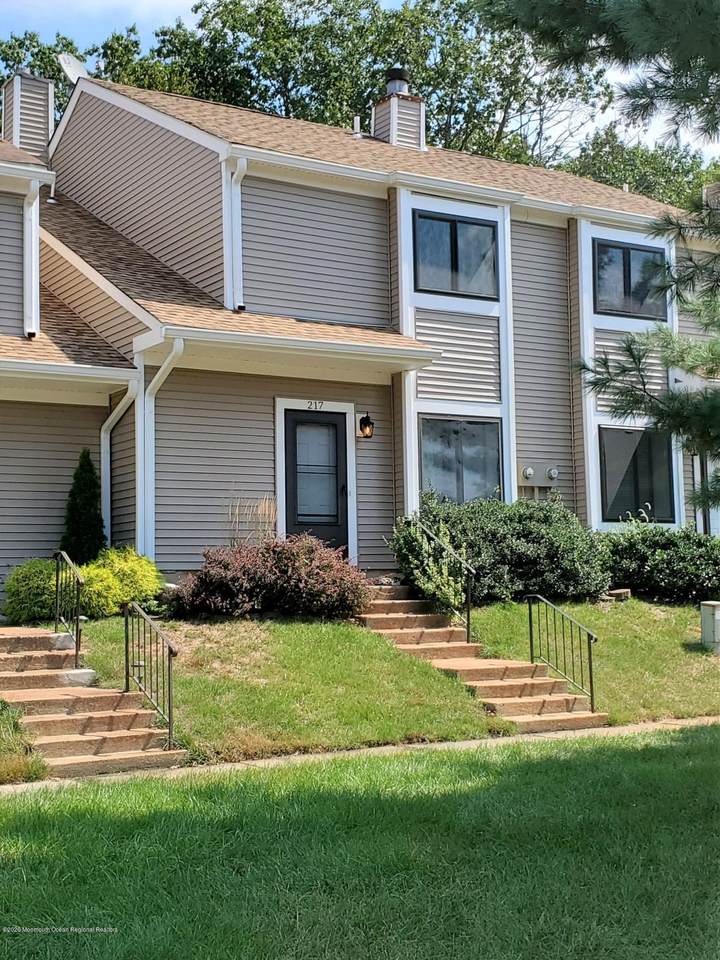 217 Sandra Place - Photo 1