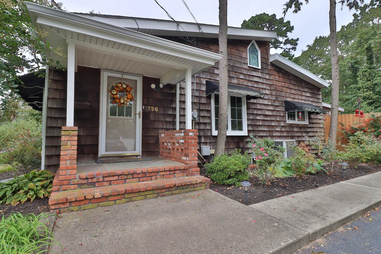 1726 Forge Pond Road - Photo 1