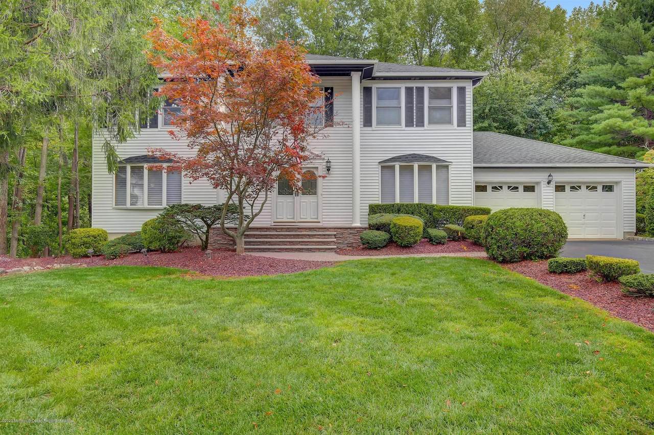 10 Bartlett Court - Photo 1