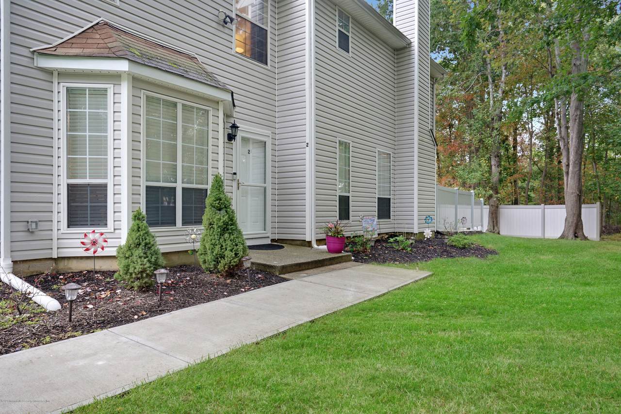 2 Vassar Place - Photo 1
