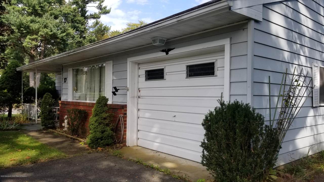 17 Maryland Avenue - Photo 1