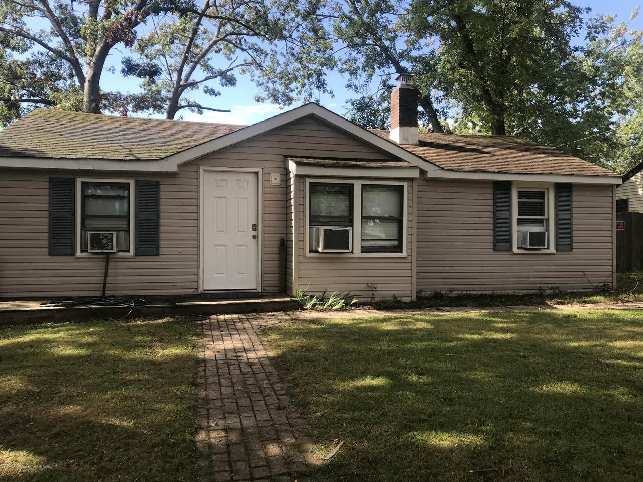 1733 Inwood Place - Photo 1