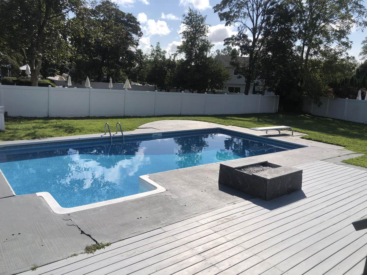 943 Norwood Avenue - Photo 1