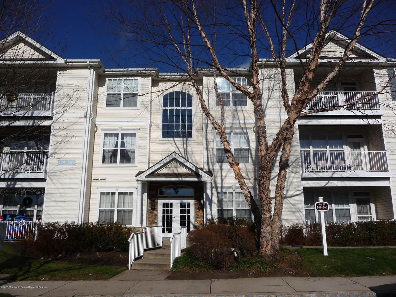 558 St Andrews Place - Photo 1