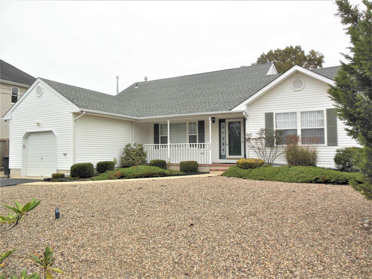 330 Atlantis Avenue - Photo 1