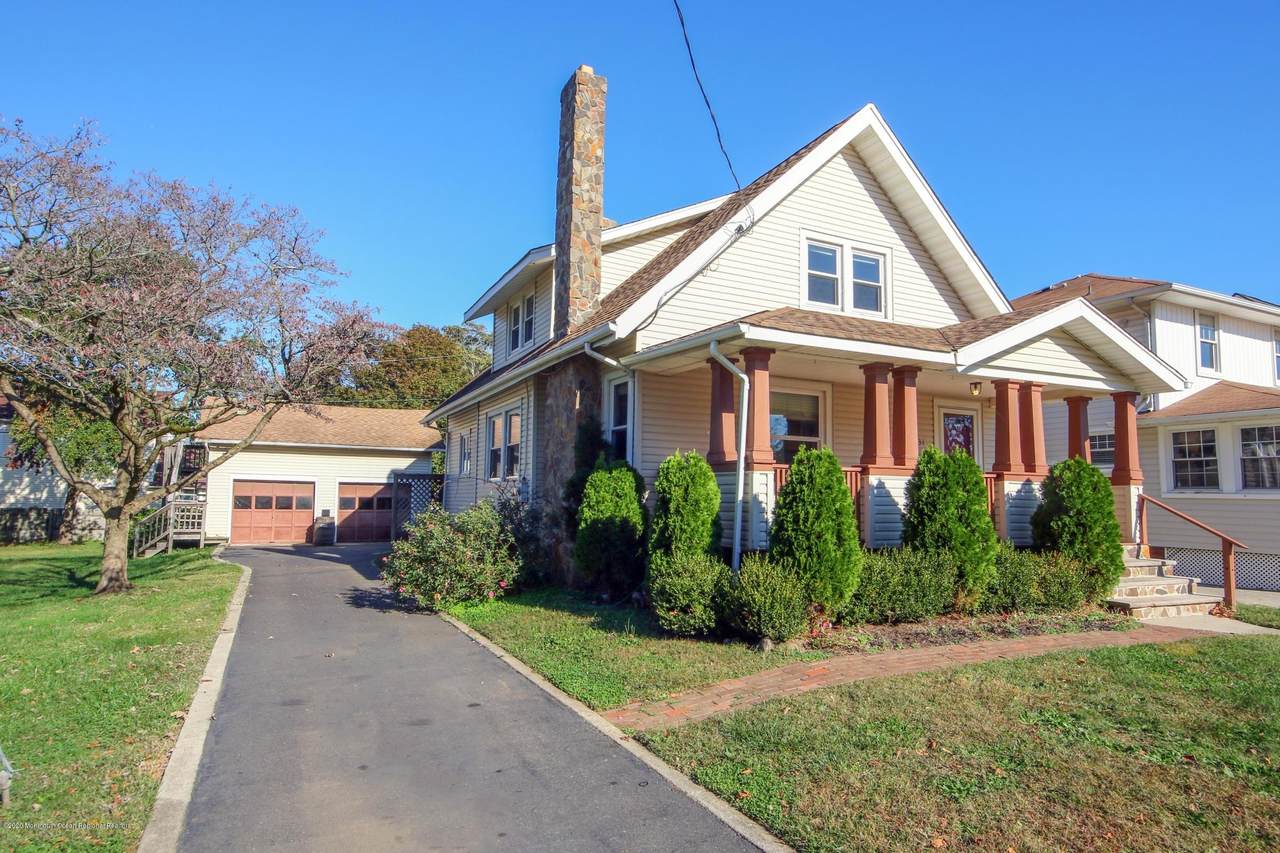 631 Irving Place - Photo 1